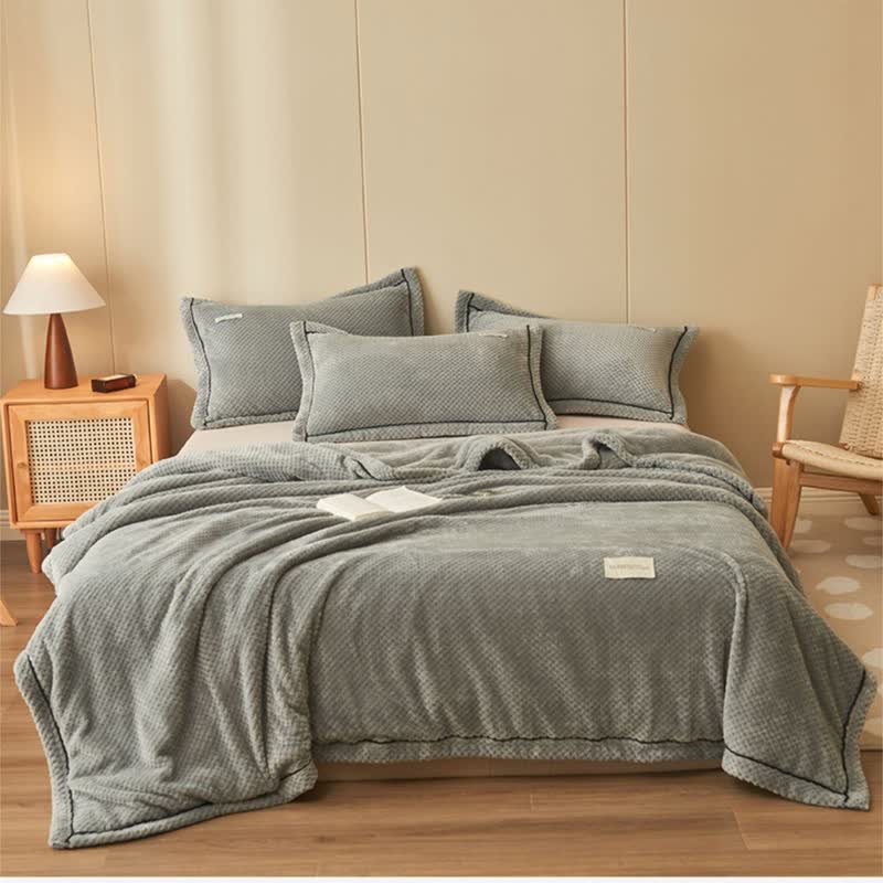 Microfiber Coral Fleece Throw Blanket with Zipper