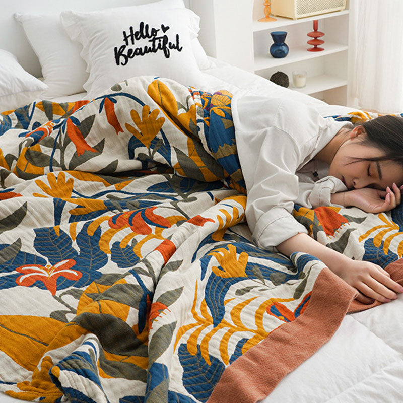 Amber Floral Printed Reversible Cotton Quilt