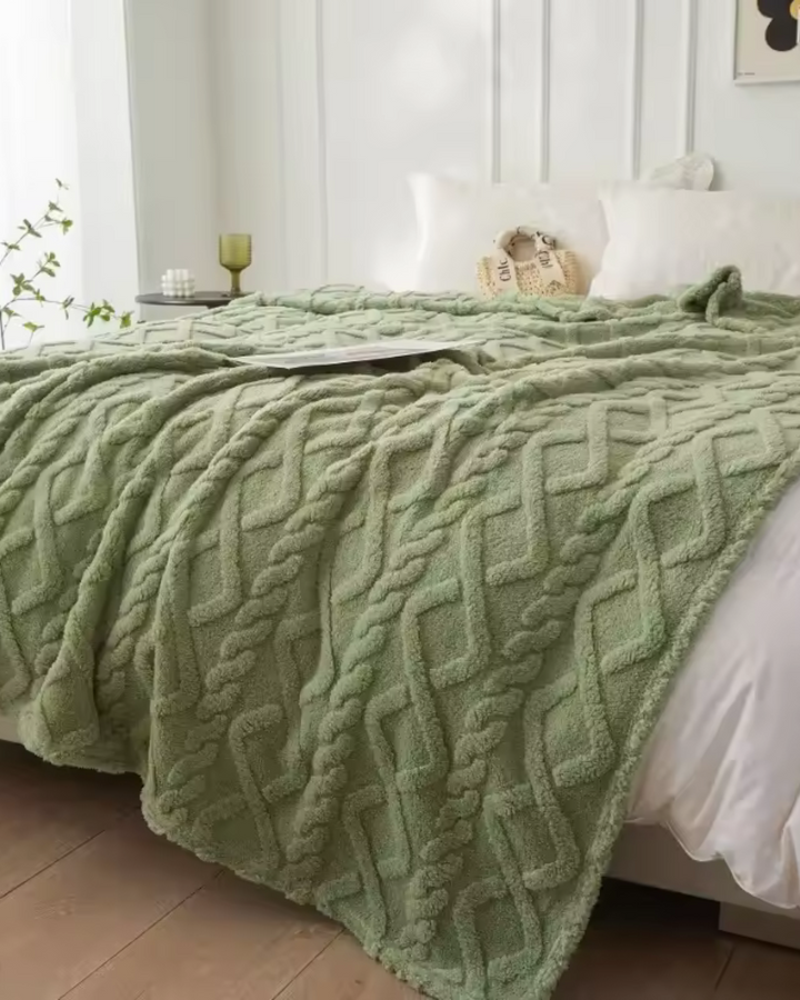 Ultra-Soft Textured Fleece Throw Blanket – Minimalist Bed & Sofa Decor