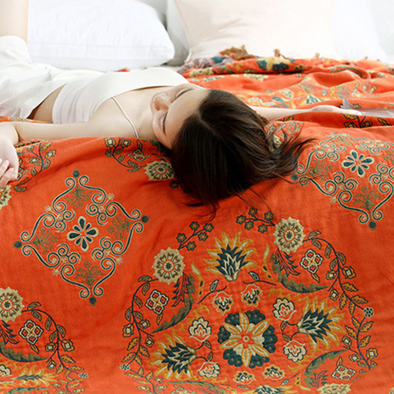 Floraya Reversible Cotton Woven Quilt