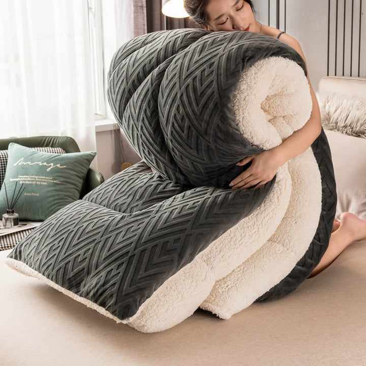 Cloudrest Quilted Sherpa Blanket