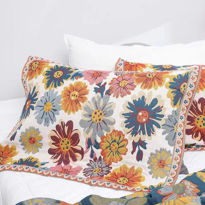 Reversible Cotton Flower Quilt – Organic Double-Sided Bedding