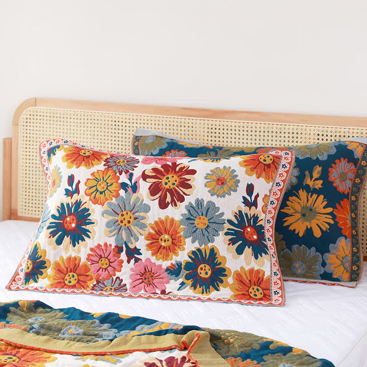 Reversible Cotton Flower Quilt – Organic Double-Sided Bedding