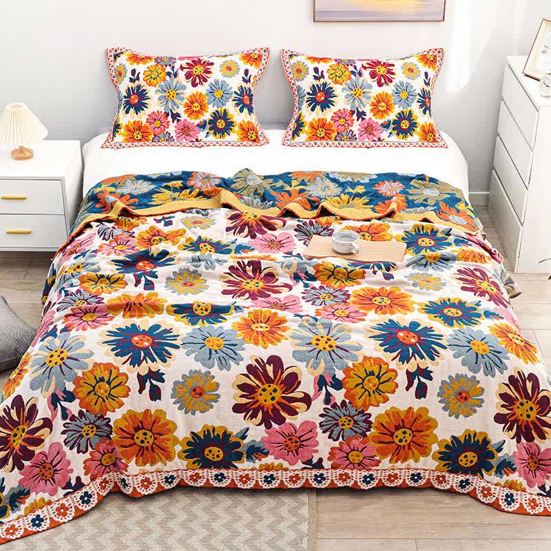 Reversible Cotton Flower Quilt – Organic Double-Sided Bedding