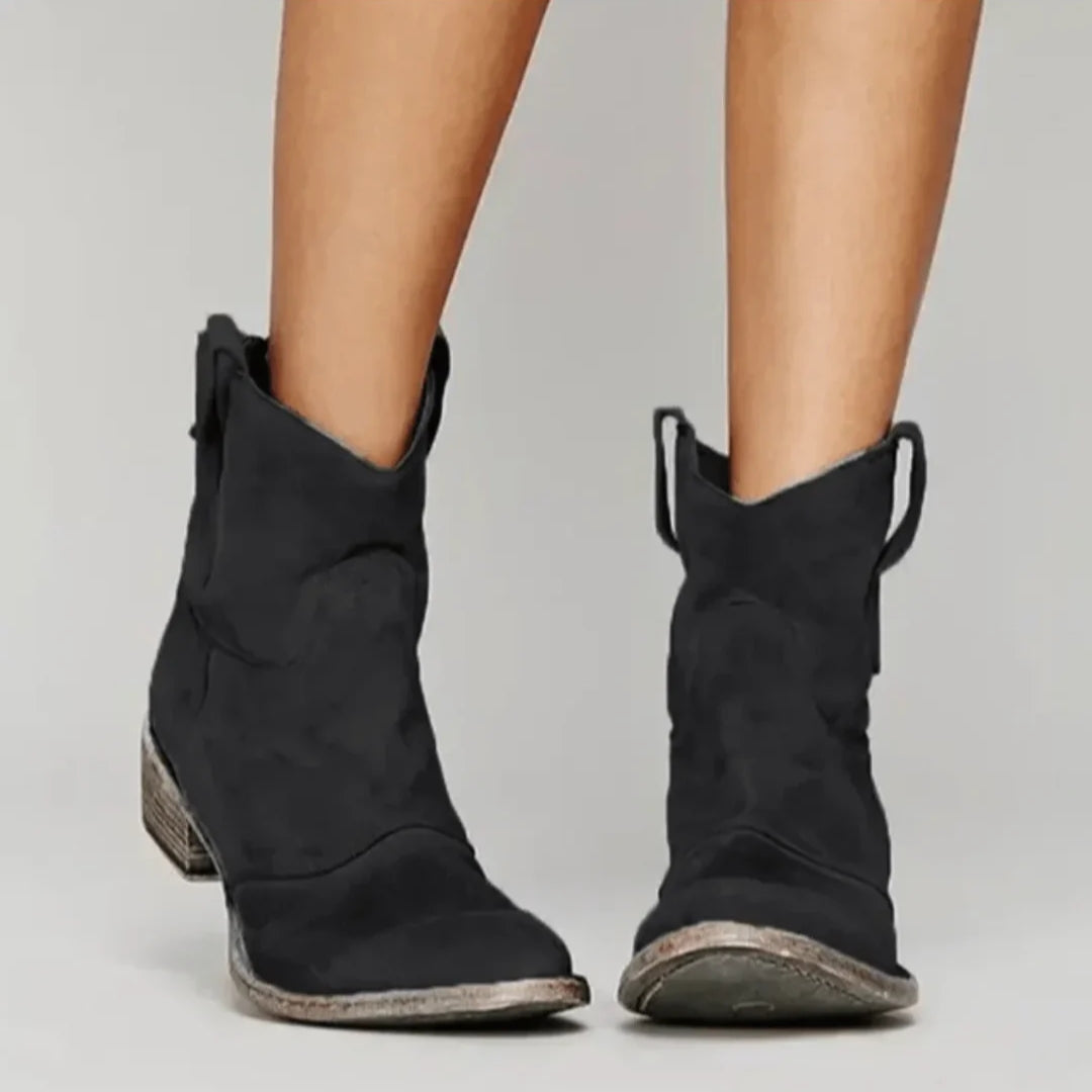 Ischia Suede Western Curve Boots
