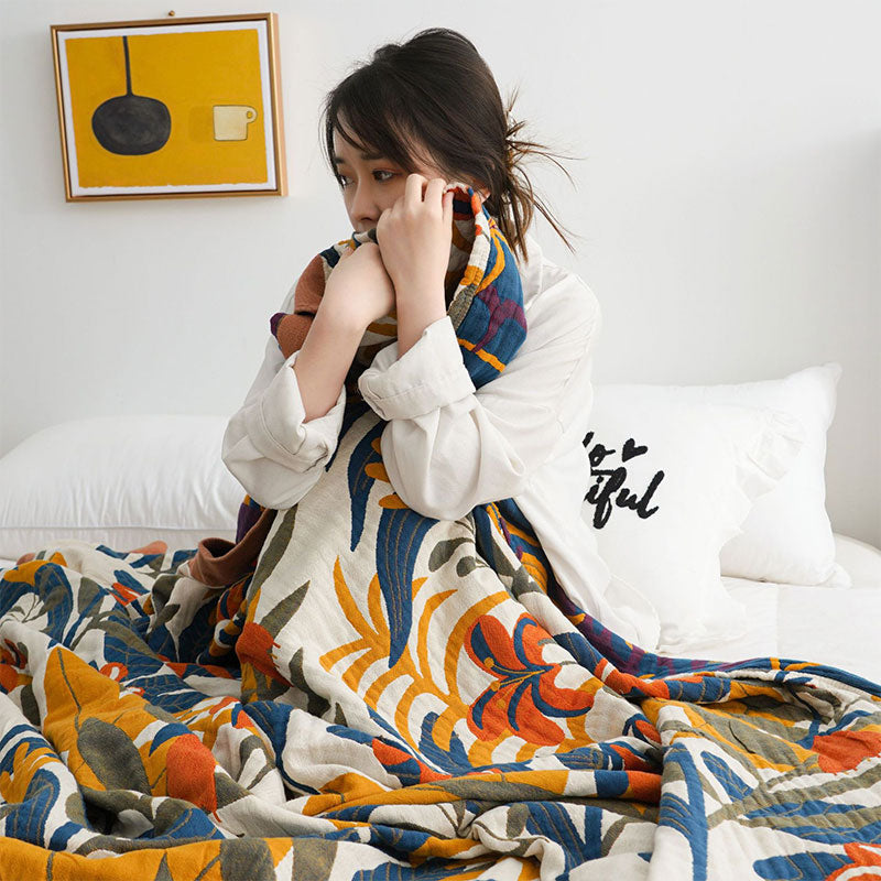 Amber Floral Printed Reversible Cotton Quilt