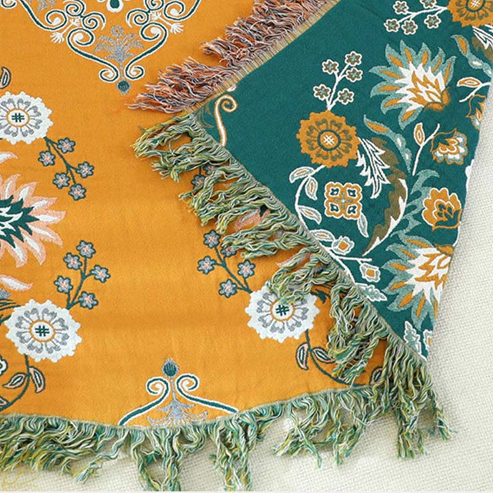 Floraya Reversible Cotton Woven Quilt