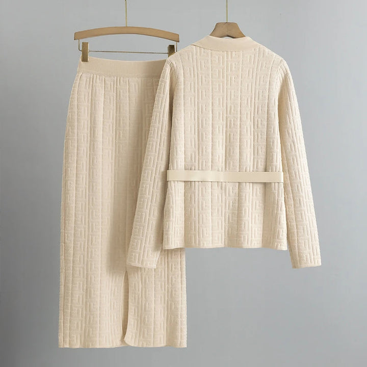 Valenza Elegant Knitted Set