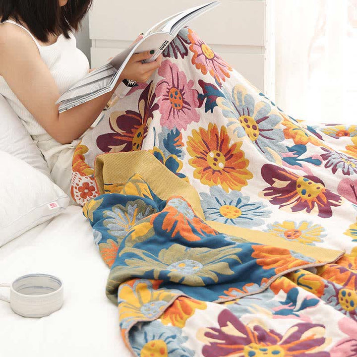 Reversible Cotton Flower Quilt – Organic Double-Sided Bedding