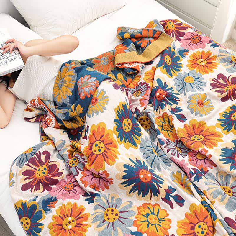 Reversible Cotton Flower Quilt – Organic Double-Sided Bedding