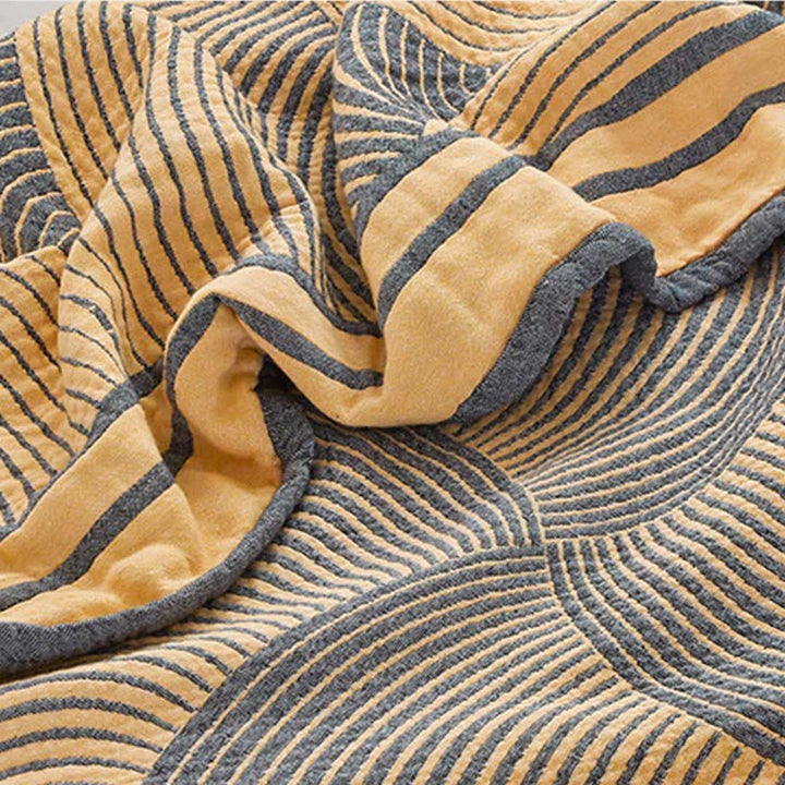 Four Layer Muslin Quilt – Soft Reversible Comforter