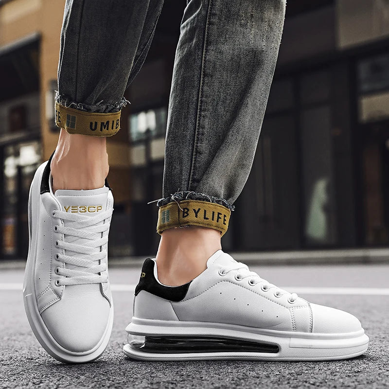 Lorca Performance Sneakers