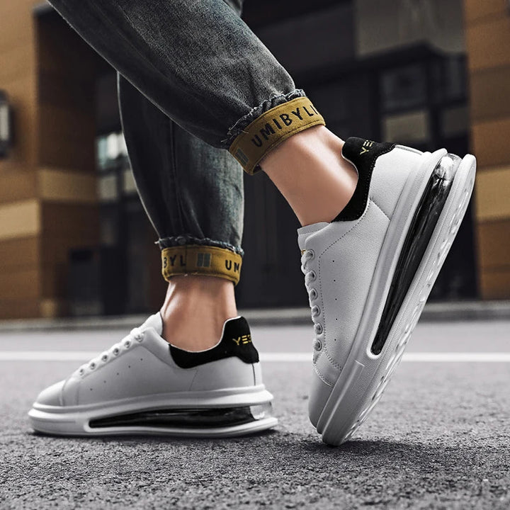 Lorca Performance Sneakers